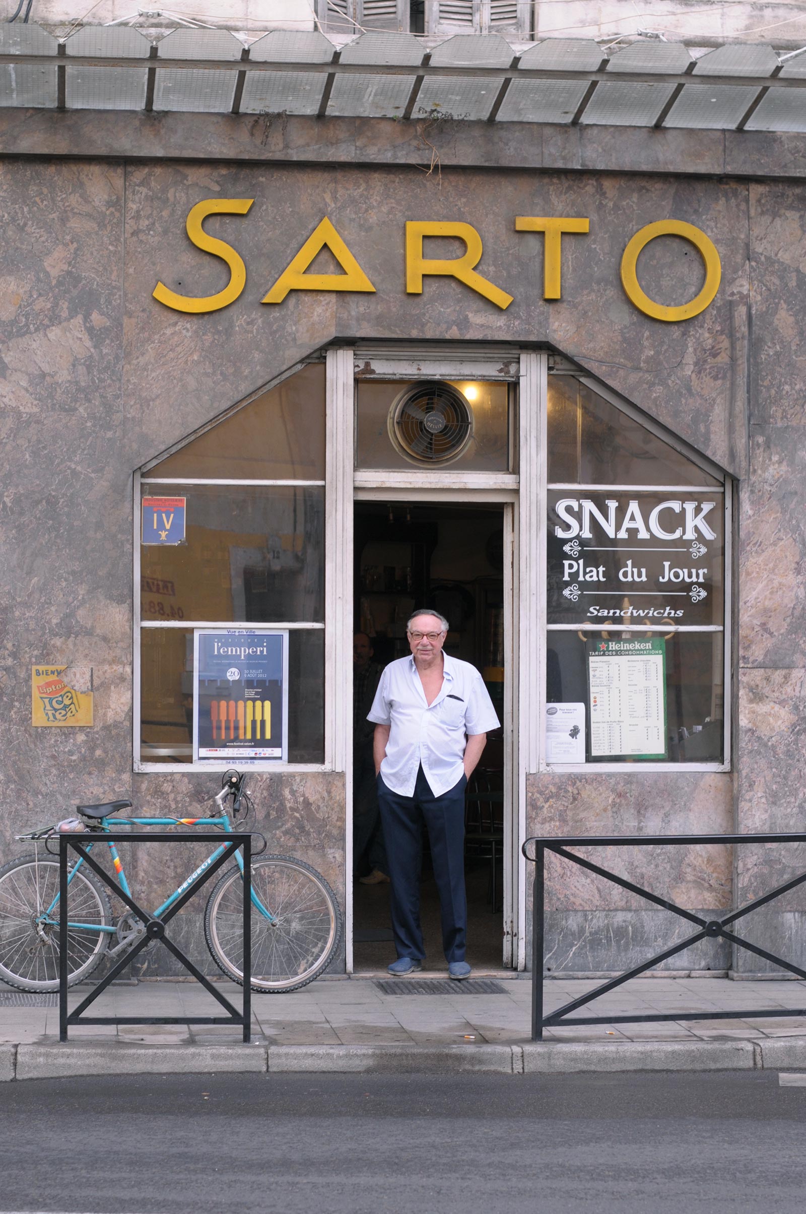 Le Sarto bar